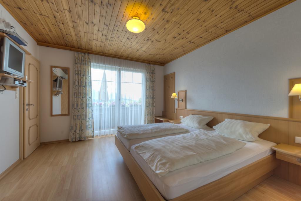 Pension Christophorus Millstatt Extérieur photo